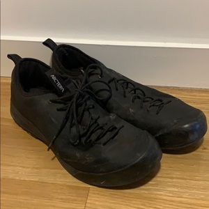 Arcteryx Acryux shoes